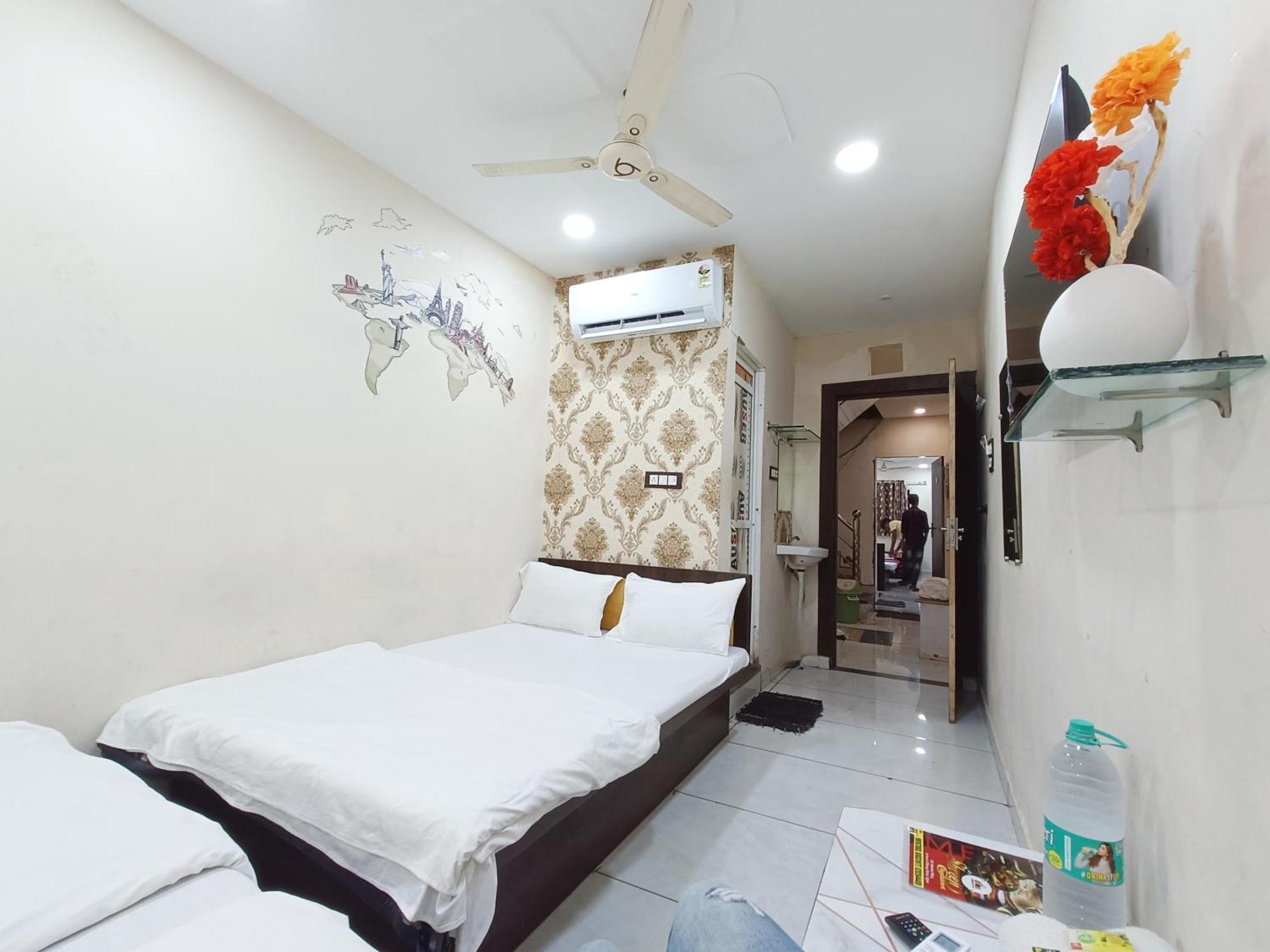 Ginger Hotels Ujjain Tower Kshipra Inn-Family Stay Airconditioned Hotel 外观 照片